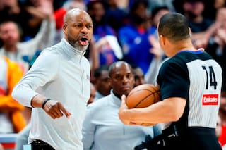 Orlando despide a Jamahl Mosley tras 3 eliminaciones en la primera ronda de los playoffs