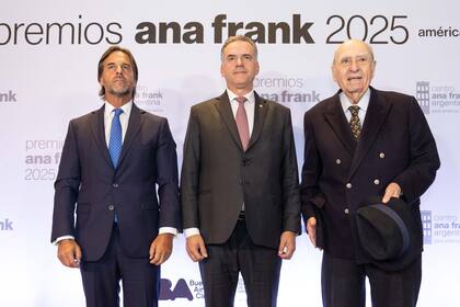 Orsi, quien pronunció un discurso en el escenario, destacó la importancia de “poner en valor los derechos humanos y la convivencia” en tiempos marcados por la intolerancia y el extremismo