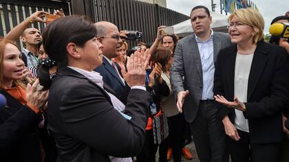 Ortega, ayer, al llegar a la sede del Tribunal Supremo, en Caracas