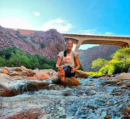 Ortenzi disfrutando de la naturaleza de Chilecito, La Rioja, su ciudad natal
