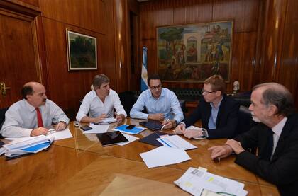 Ortiz Batalla, Caputo, Cuccioli, Curutchet y González Fraga, en su reunión de ayer