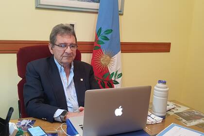 Se especula que Oscar Castillo, senador por Catamarca, podría cambiar su voto en favor de la legalización por una abstención