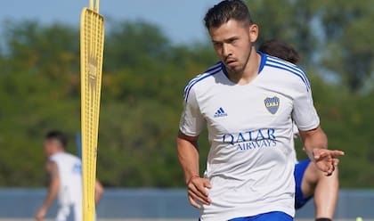 Óscar Romero tiene cargados uno de sus isquiotibiales y se perdería el partido del domingo frente a Estudiantes