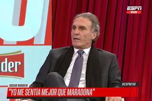 Oscar Ruggeri destacó la importancia del vestuario por sobre lo que pasa en el campo de juego