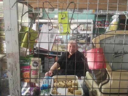 Oscar Spadiliero instaló su negocio en 1988, en la antesala a la hiperinflación de Alfonsín.