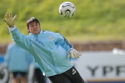 Oscar Ustari vuelve a la selección