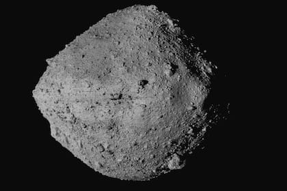 OSIRIS-REx recogió roca y polvo del asteroide Bennu en octubre de 2020