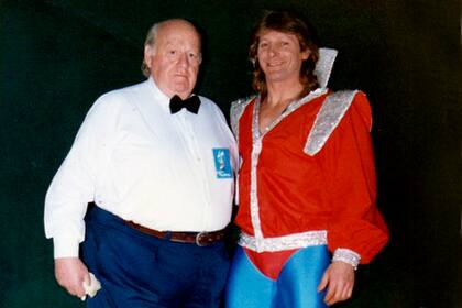 Osvaldo Archi Cargachin como Raitor, aquí junto al gran William Boo