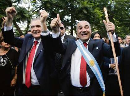 Osvaldo Jaldo y Juan Manzur, ayer en Tucumán