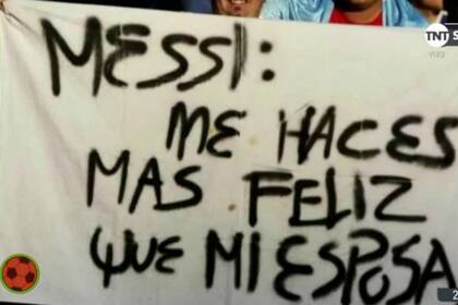 Otra bandera dedicada a Lionel Messi... con un mensaje más personal