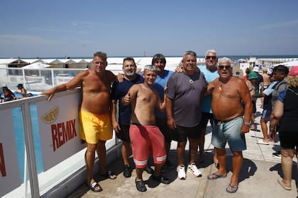 Otra de las fotos que le pidieron a Tapia