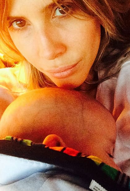 Otra foto que publicó Guillermina Valdes en su Instagram, junto a su bebé