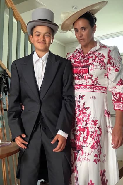 Otra polista argentina, Marianela Castagnola -con vestido Valentino–, también disfrutó del evento acompañada de su hijo Lucas.