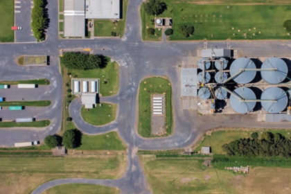 Otra postal de la compañía