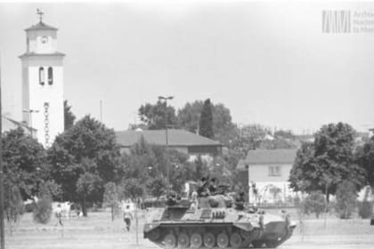 Otra postal del levantamiento militar de diciembre de 1988, que tuvo su epicentro en Villa Martelli