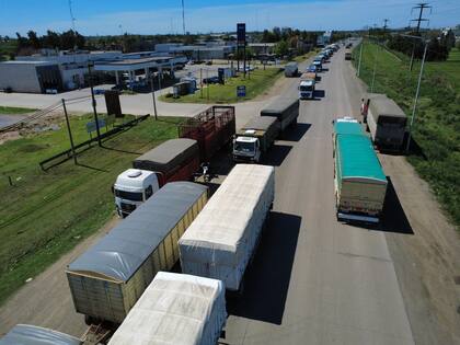 Otra postal del movimiento en Puerto General San Martín