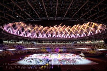 Otra postal fantástica del Estadio Olímpico durante la ceremonia de clausura de los Juegos Paralímpicos de Tokio 2020