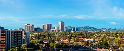 Otras ciudades que la inteligencia artificial catalogó como accesibles y con una fuerte comunidad latina dentro