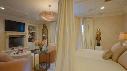 Otro de los dormitorios de la propiedad