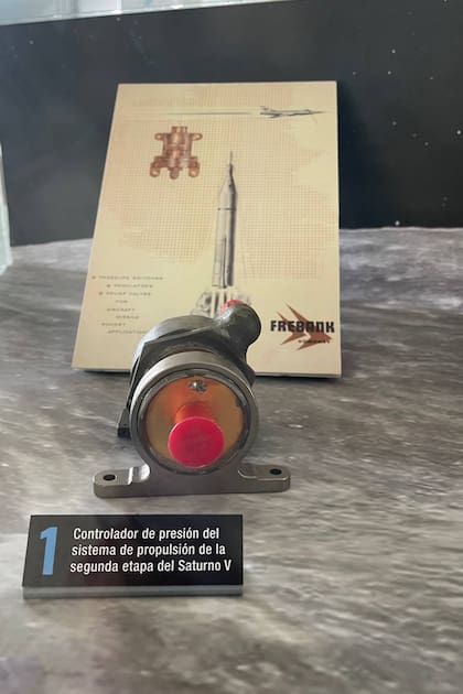 Otro de los instrumentos para controlar la presión que diseñó Armando Maubré estaba colocado en la segunda etapa de propulsión del Saturno V y fue incinerado en el regreso de esta parte de la nave a la tierra