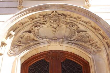 Otro detalle del frente del edificio de Florida 460