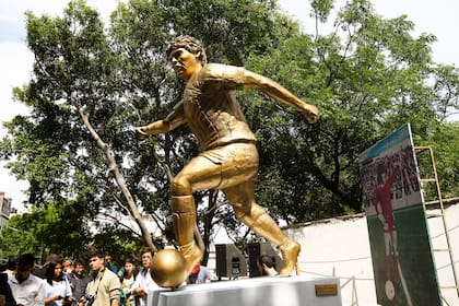 Otro homenaje de los muchos que tiene Maradona, en este caso en el barrio de La Paternal