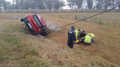 Otro vehículo se despistó en la Ruta 2 por las intensas lluvias