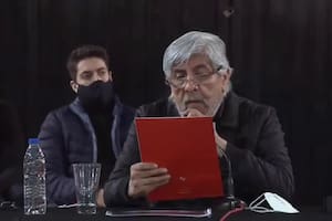 Otros tiempos: Hugo Moyano en una asamblea subida en el club Independiente; el presidente perdió poder y no se presentará en las elecciones del 2 de octubre