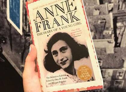 Otto Frank decidió publicar el diario escrito por su hija durante los dos años que vivió oculta