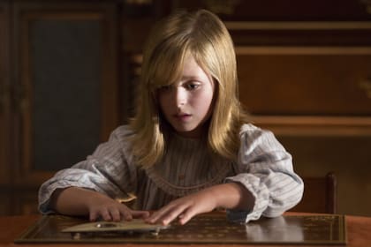 Ouija: El origen del mal (Captura video)