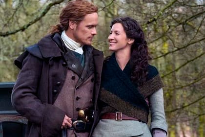 "Outlander", protagonizada por Caitriona Balfe y Sam Heughan, es una de las series de época más vistas en todo el mundo