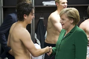 Merkel habló del caso Özil: el pedido que hizo y su comentario sobre el racismo