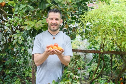 Pablo Barbadillo, duelo de Espacio Ñangapiry, en su casa de Mar del Plata