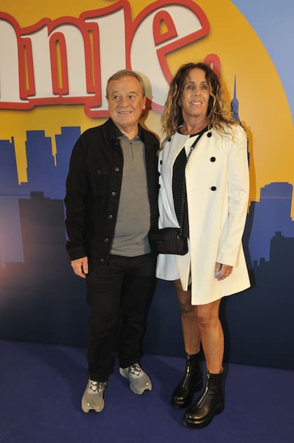 Pablo Codevilla junto a su esposa, Noelí Calvo