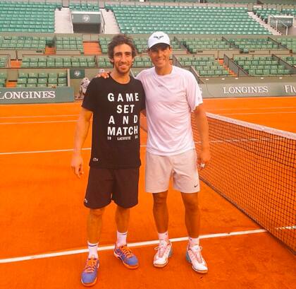 Pablo Cuevas construyó un buen vínculo con Rafa Nadal: oficialmente se enfrentaron seis veces (el uruguayo se impuso en una) y se entrenaron juntos en muchas más oportunidades