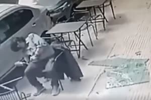 Qué dijo el hombre al que le cayó un vidrio en la cabeza en Palermo