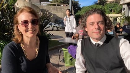 Pablo Ferrera Raisberg junto a Diana Mondino