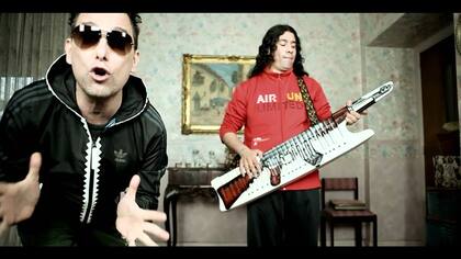 Pablo Lescano y Andrés Calamaro interpretaron "Tres Marías"