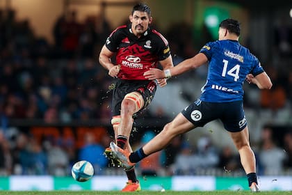 Pablo Matera apostó por el desafío deportivo y tuvo una buena temporada en Crusaders