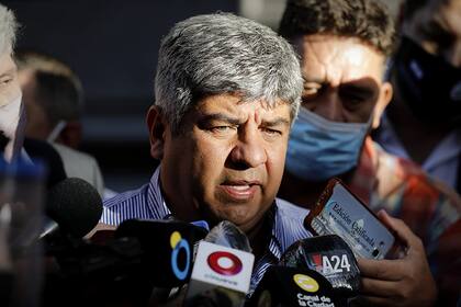 Pablo Moyano del gremio de camioneros lanzó la amenaza en una asamblea en el centro de distribución de Walmart en Moreno