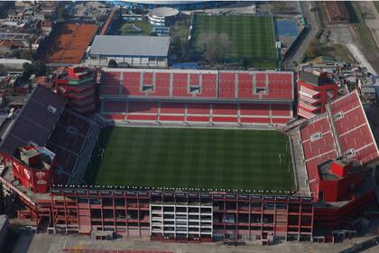 La infraestructura del estadio y de los predios es un mérito que Grinbank les reconoce a los Moyano, pero advierte que se la construyó con plata non sancta.