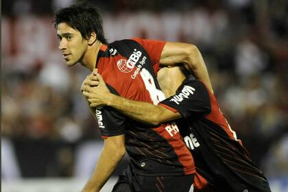 Pablo Pérez, en su paso por Newell´s. El volante manifestó su deseo de retirarse en el equipo rosarino