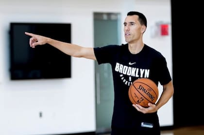 Pablo Prigioni empezó en Brooklyn su carrera de asistente técnico en la NBA, durante la temporada 2018/2019.