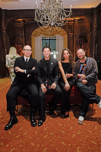 Pablo Ramírez, Facundo Garayalde,
Juana Viale y Martín Churba