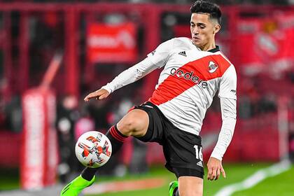 Pablo Solari corre a contrarreloj para poder llegar al Superclásico; nunca enfrentó a Boca