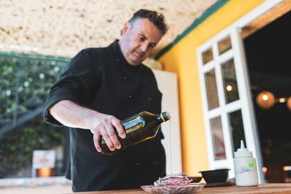 Pablo Soto, asesor de la feria y dueño de Molle Verde, restaurante que trabaja con la cocina de entorno.
