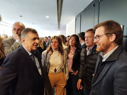 Pablo Tonelli, Massot, Negri y Suárez