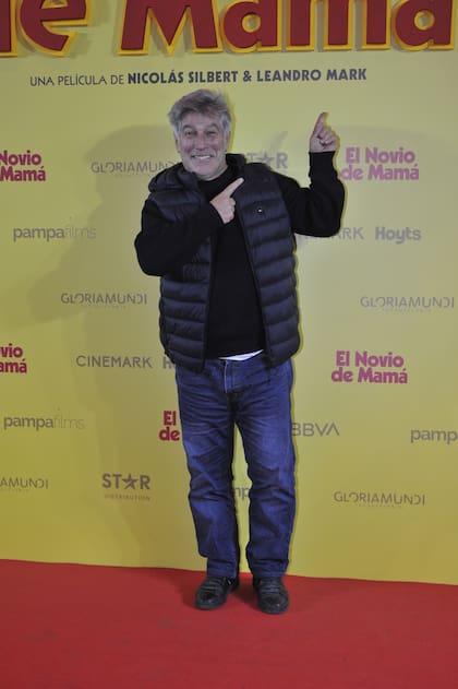 Pachu Peña también le puso humor a la alfombra roja de la avant premiere de El novio de mamá