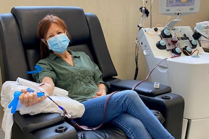 El uso de plasma de convalecientes no produjo un beneficio clínico significativo a los 7, 14 ó 30 días de seguimiento en comparación con el uso de placebo