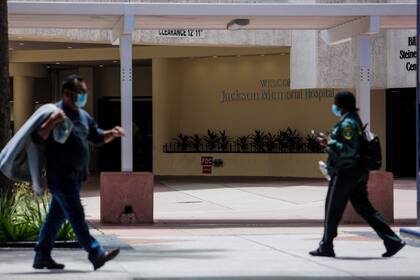 Pacientes en el Jackson Memorial Hospital de Florida